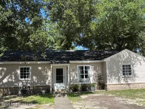 1657 Pringle Cir, Biloxi, MS 39531