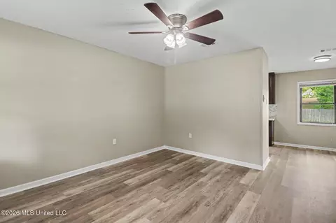 Living - 103 Gandy Cir, Long Beach, MS 39560 photo 4 of 4
