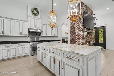 Kitchen - 129 Debert Adams Rd, Lucedale, MS 39452 photo 3 of 5