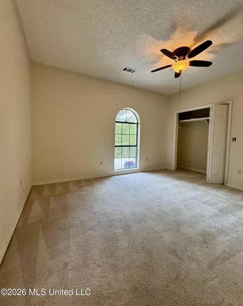 Bedroom - 174 White Oak Dr, Grenada, MS 38901 photo 2 of 2