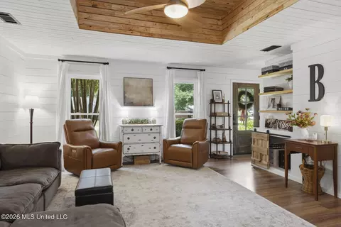 Living - 419 Trace View Rd, Madison, MS 39110 photo 1 of 2