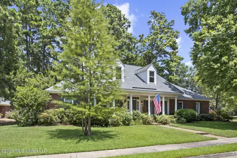 614 Kinsington Ct, Ridgeland, MS 39157