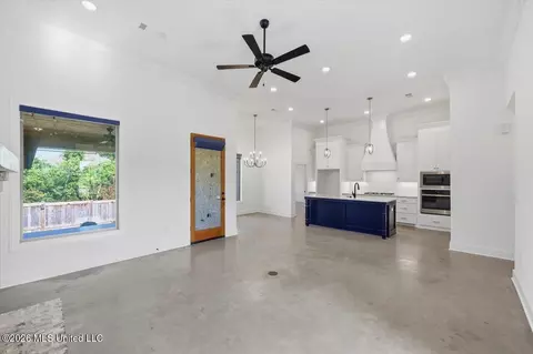 Living - 103 Ashby Ridge Dr, Canton, MS 39046 photo 2 of 4