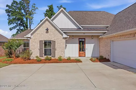 Exterior - 103 Ashby Ridge Dr, Canton, MS 39046 photo 3 of 9