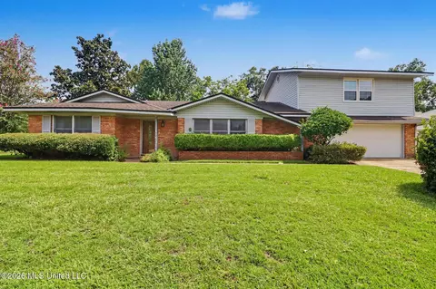 15317 N Parkwood Dr, Gulfport, MS 39503