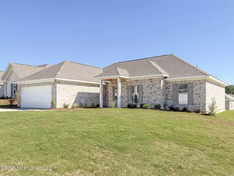 Exterior - 1300 Elderberry Ln, Pearl, MS 39208 photo 2 of 4