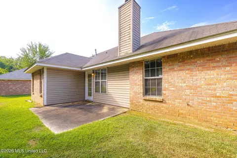 Exterior - 4424 Blake Cir, Byram, MS 39272 photo 3 of 5
