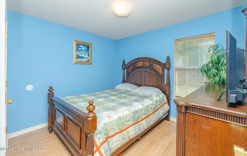 Bedroom - 4424 Blake Cir, Byram, MS 39272 photo 3 of 4