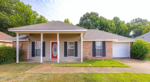Exterior - 4424 Blake Cir, Byram, MS 39272 photo 4 of 5