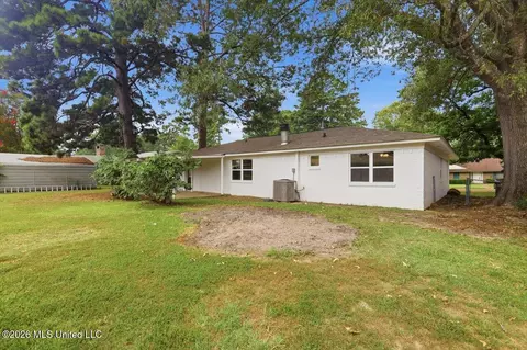 Exterior - 232 Trojan Dr, Pearl, MS 39208 photo 3 of 4