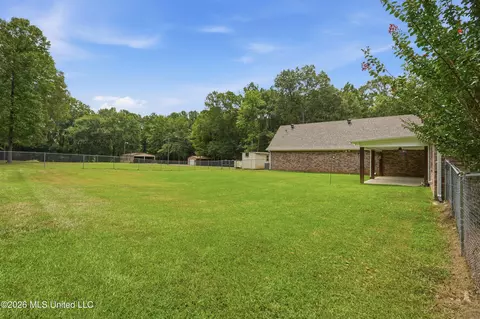 Exterior - 165 Cody Ln, Brandon, MS 39042 photo 9 of 16