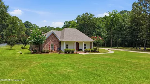Exterior - 165 Cody Ln, Brandon, MS 39042 photo 14 of 16