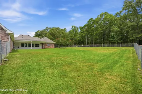 Exterior - 165 Cody Ln, Brandon, MS 39042 photo 10 of 16