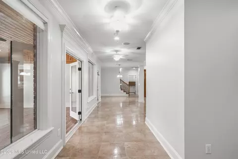 Entry Way - 165 Cody Ln, Brandon, MS 39042 photo 4 of 7
