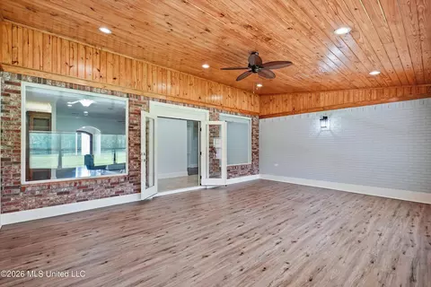 Exterior - 165 Cody Ln, Brandon, MS 39042 photo 5 of 16