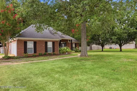 Exterior - 108 Bluebird Cv, Brandon, MS 39042 photo 2 of 10