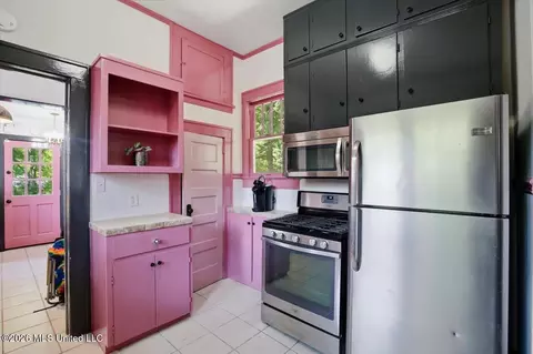 Kitchen - 211 E Center St, Canton, MS 39046 photo 3 of 3