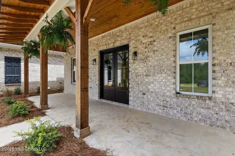 Exterior - 704 Sartoris Cv, Terry, MS 39170 photo 2 of 5