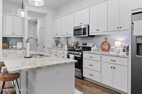 Kitchen - 136 Serenity Ln, Pearl, MS 39208 photo 1 of 4