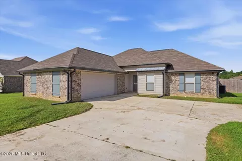 Exterior - 557 Brighton Trl, Florence, MS 39073 photo 2 of 5