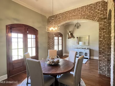 Dining - 210 White St, Florence, MS 39073 photo 5 of 5