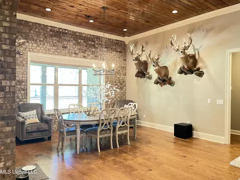 Dining - 210 White St, Florence, MS 39073 photo 3 of 5
