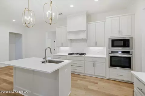 Kitchen - 405 Old Maple Cv, Madison, MS 39110 photo 1 of 1