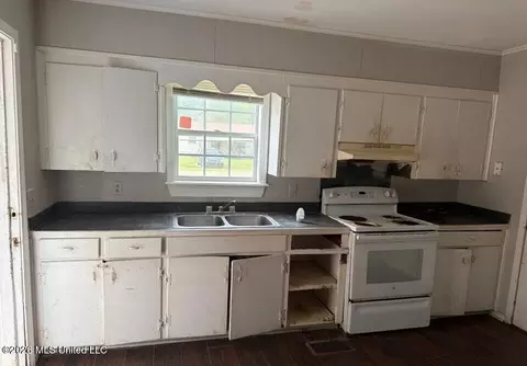 Other - 703 Hillmont Dr, Jackson, MS 39209 photo 2 of 8