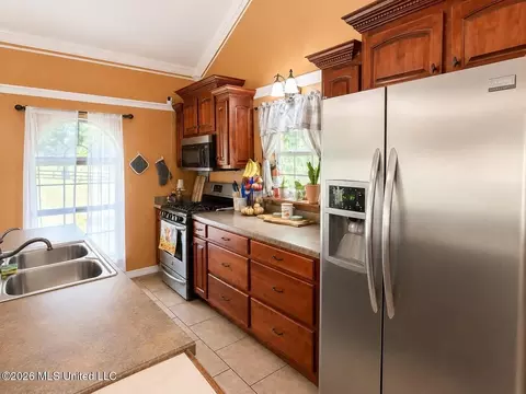 Kitchen - 2125 Fig Farm Rd, Lucedale, MS 39452 photo 3 of 6