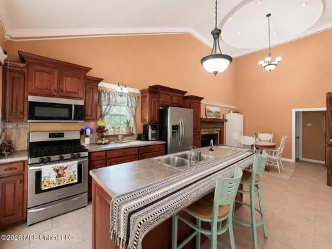 Kitchen - 2125 Fig Farm Rd, Lucedale, MS 39452 photo 4 of 6
