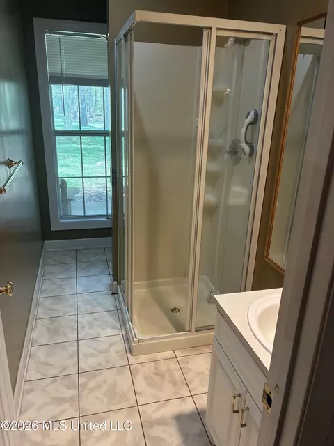 Bath - 2014 Sanders Ln, Utica, MS 39175 photo 1 of 1