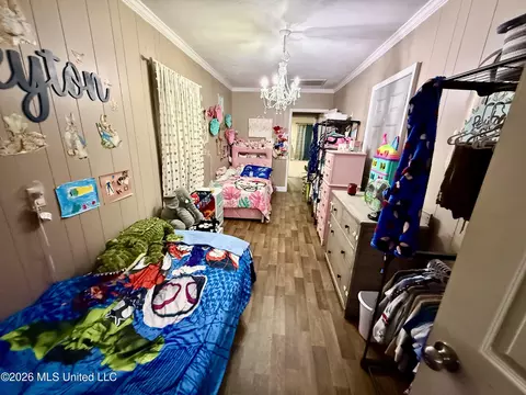 Bedroom - 453 NW Oak St, Magee, MS 39111 photo 6 of 11