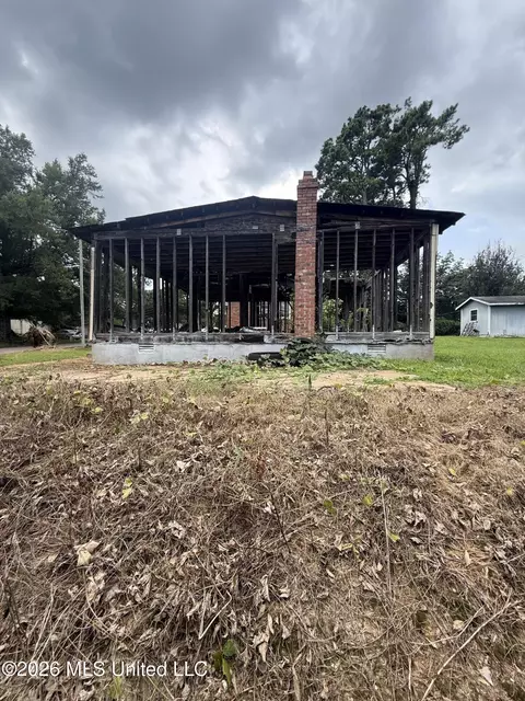 470 Coopwood Dr, Holly Springs, MS 38635