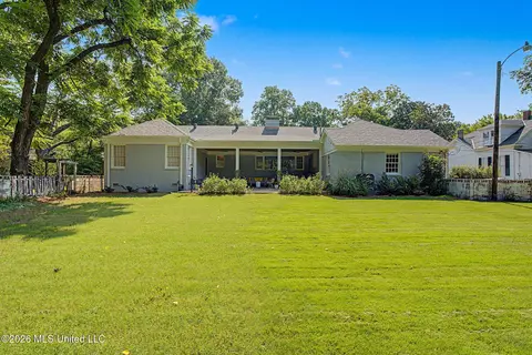 Exterior - 2747 Magnolia Dr, Hernando, MS 38632 photo 10 of 13