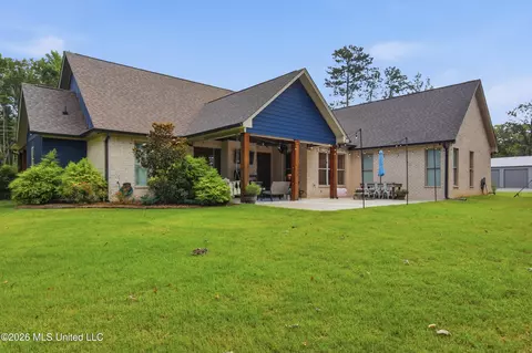 Exterior - 678 Stull Rd, Brandon, MS 39047 photo 14 of 17