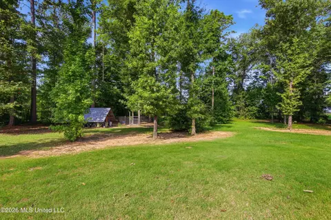 Exterior - 678 Stull Rd, Brandon, MS 39047 photo 16 of 17