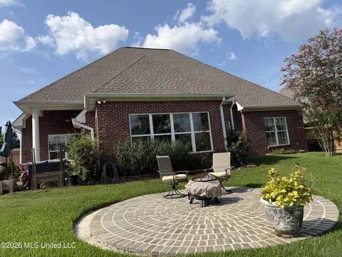 Exterior - 112 Elizabeth Dr, Brandon, MS 39042 photo 8 of 8