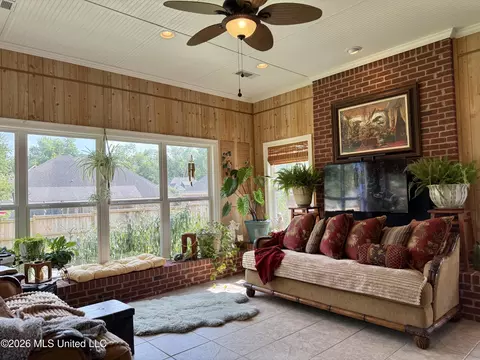 Other - 112 Elizabeth Dr, Brandon, MS 39042 photo 2 of 9