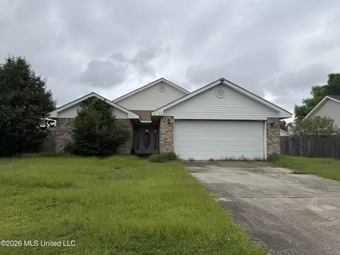 14232 S Country Hls, Gulfport, MS 39503