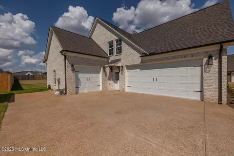 1751 Caribe Dr, Nesbit, MS 38651 photo 5
