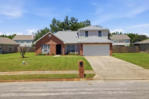 3217 Rachel Ln, Ocean Springs, MS 39564