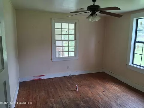 111 Rushing St, Natchez, MS 39120 photo 2