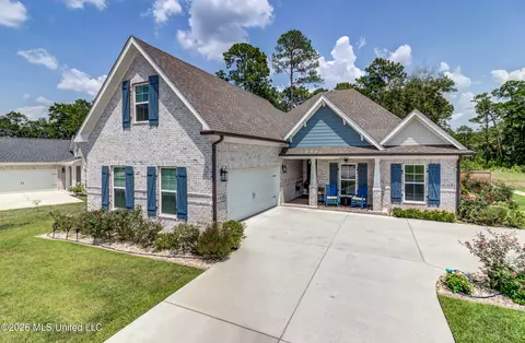 11102 Alphabet Rd, Gulfport, MS 39503