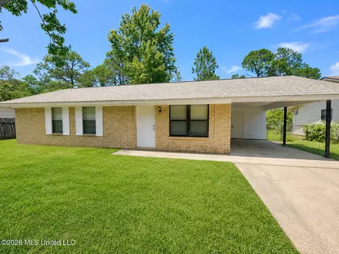 2613 W David Dr, Gulfport, MS 39503