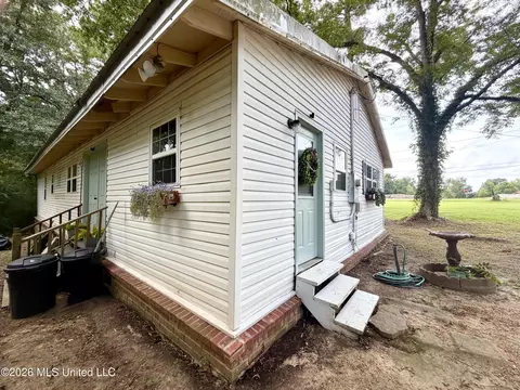 Other - 906 Smith Lake Rd, Brookhaven, MS 39601 photo 2 of 4