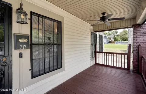 717 Lorraine St, Jackson, MS 39202 photo 3