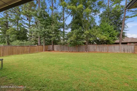 Exterior - 129 Herons Bay Cir, Madison, MS 39110 photo 4 of 7