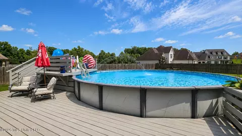 Exterior - 1598 Carlee Dr, Hernando, MS 38632 photo 5 of 7