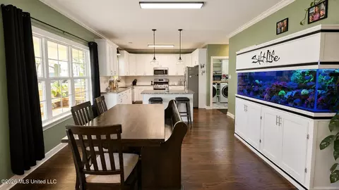 Dining - 1598 Carlee Dr, Hernando, MS 38632 photo 2 of 2