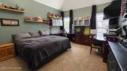 Bedroom - 1598 Carlee Dr, Hernando, MS 38632 photo 1 of 9